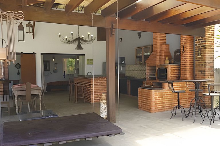 Casa rústica 3 quartos perto da praia em Itaúna, Saquarema