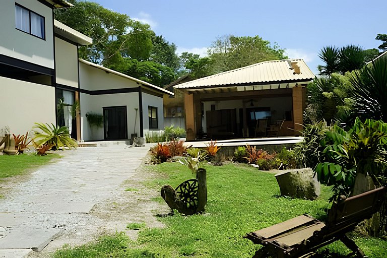 Casa rústica 3 quartos perto da praia em Itaúna, Saquarema