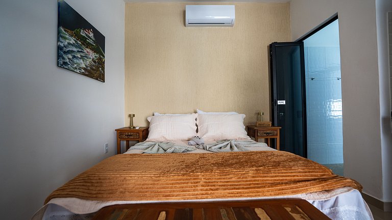 Loft Romântico Acesso à Praia Ar Condicionado
