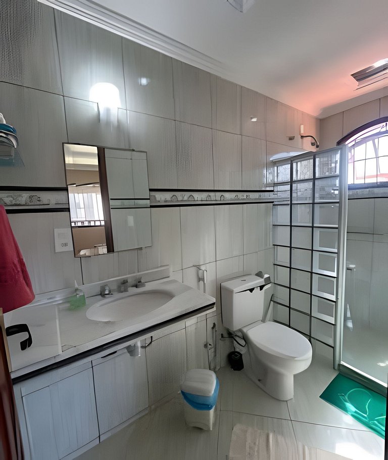 Casa Ampla Central Perto do Mar e da Lagoa