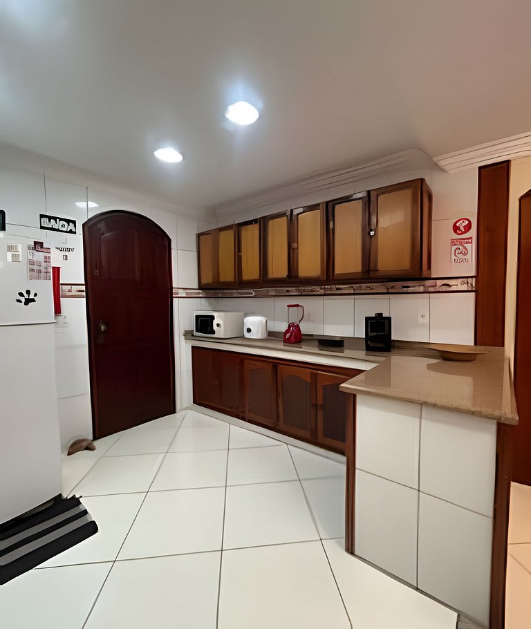 Casa Ampla Central Perto do Mar e da Lagoa