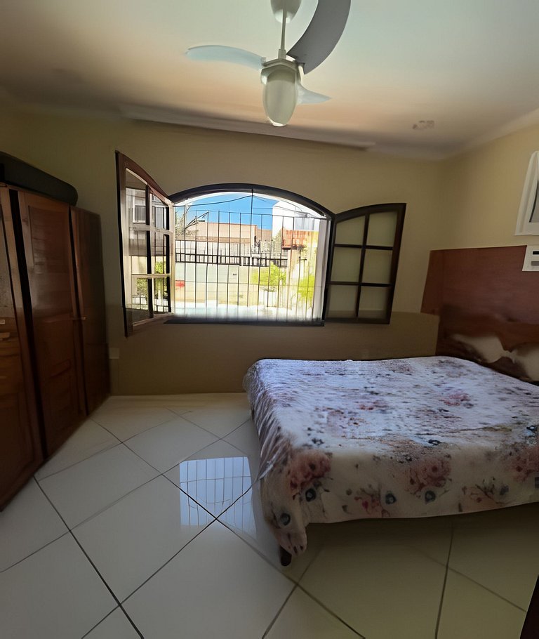 Casa Ampla Central Perto do Mar e da Lagoa