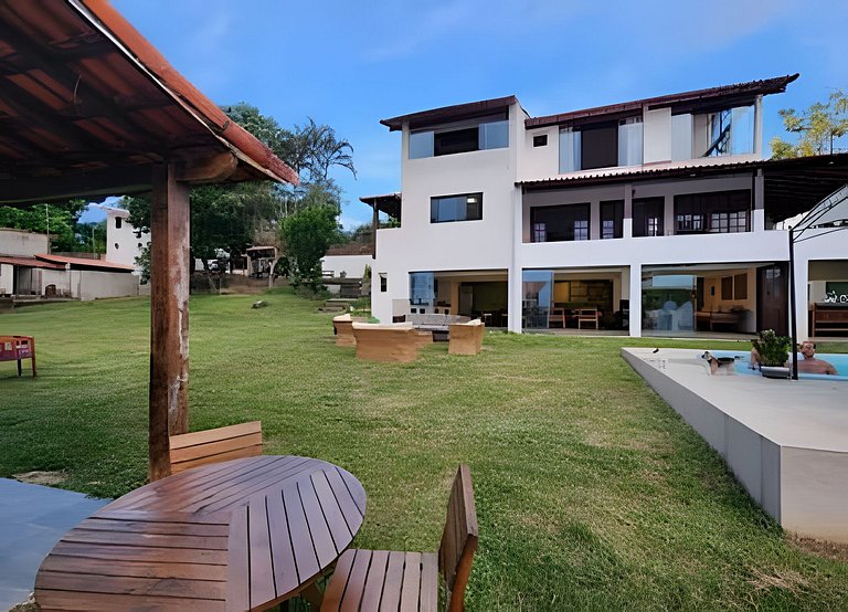 Casa 5 Suítes & Lazer Morro da Cruz