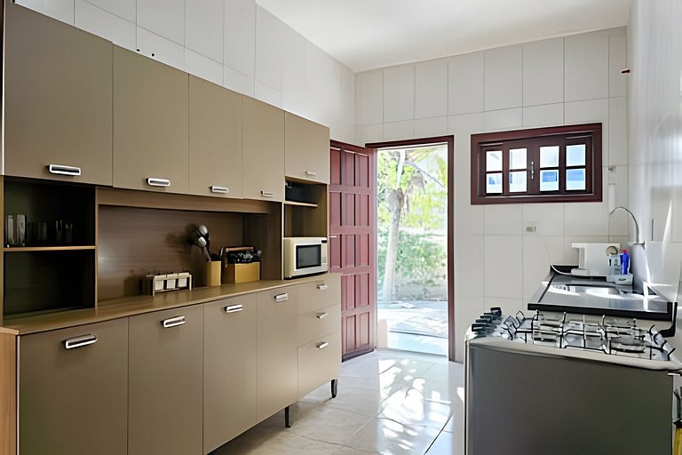 Casa 3 quartos com acesso à praia no Centro, Saquarema