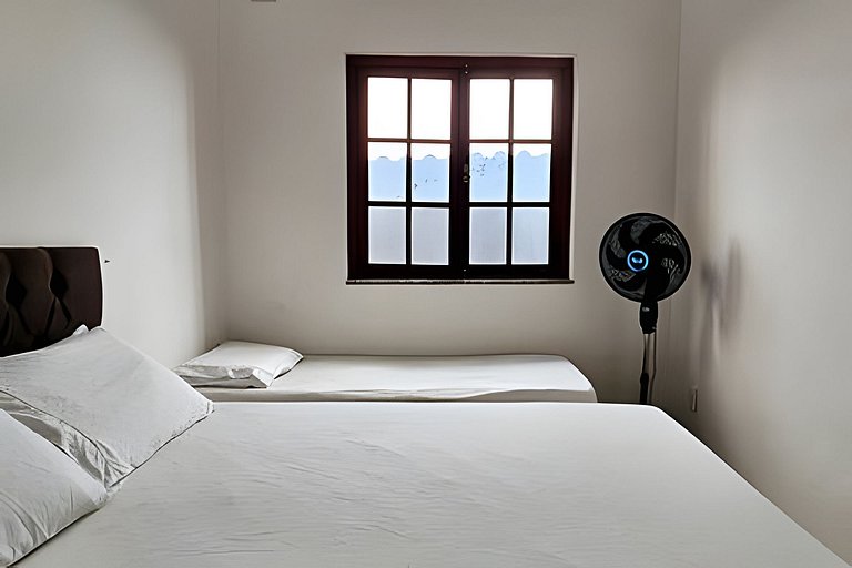 Casa 3 quartos com acesso à praia no Centro, Saquarema