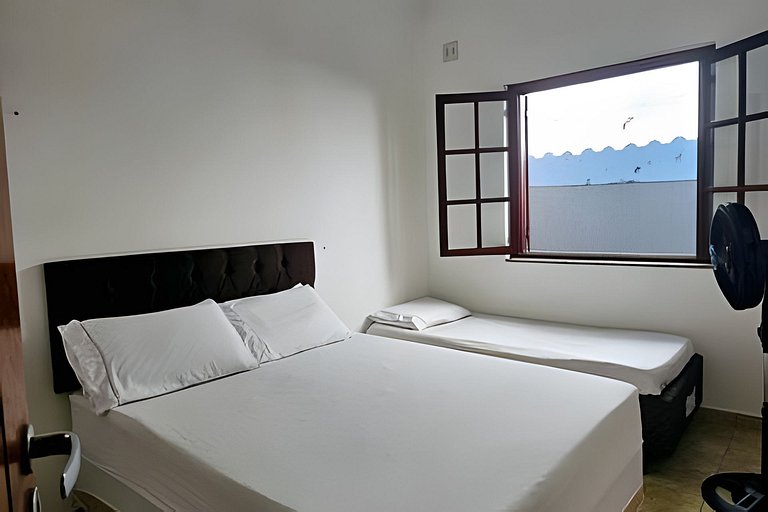 Casa 3 quartos com acesso à praia no Centro, Saquarema