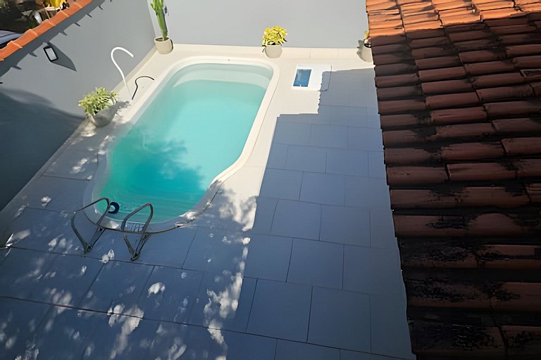 Casa 2 quartos com área gourmet e ar em Itaúna, Saquarema
