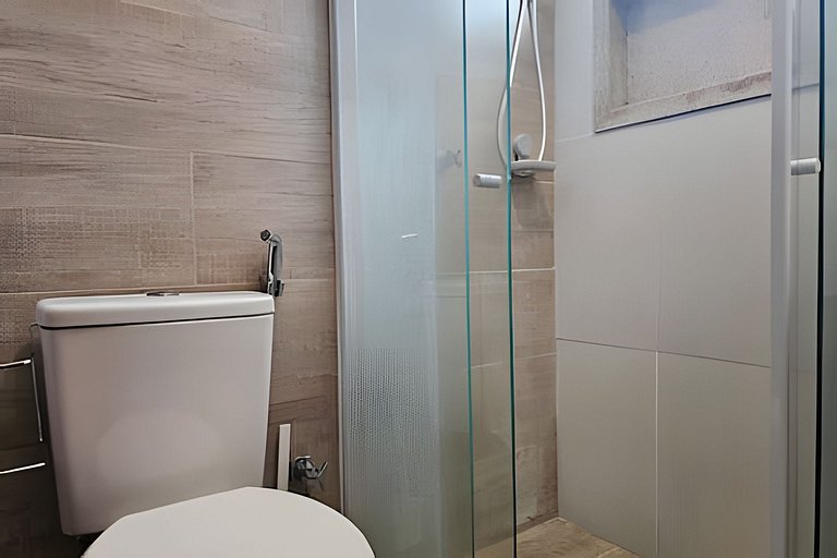 Casa 2 quartos com área gourmet e ar em Itaúna, Saquarema