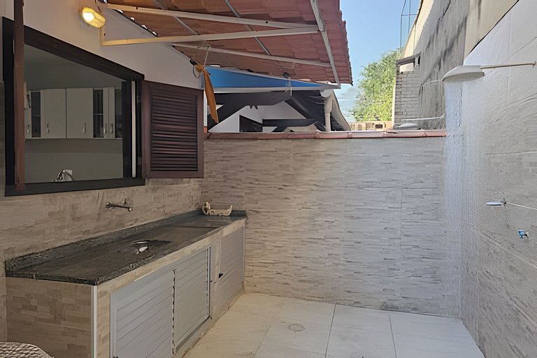 Acesso a Praia com Área Gourmet