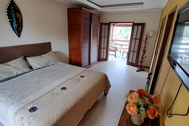 Casa 4 quartos com piscina para 16 em Ponta Negra, Maricá