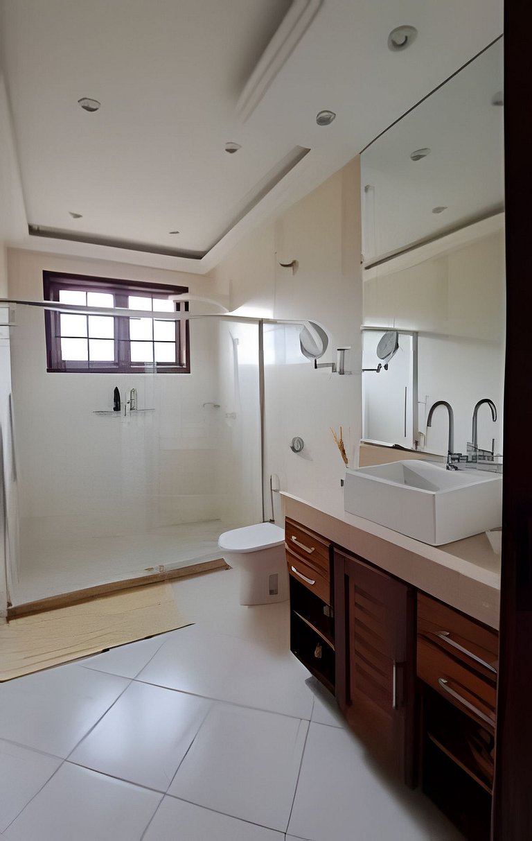 Casa 4 quartos com piscina para 16 em Ponta Negra, Maricá