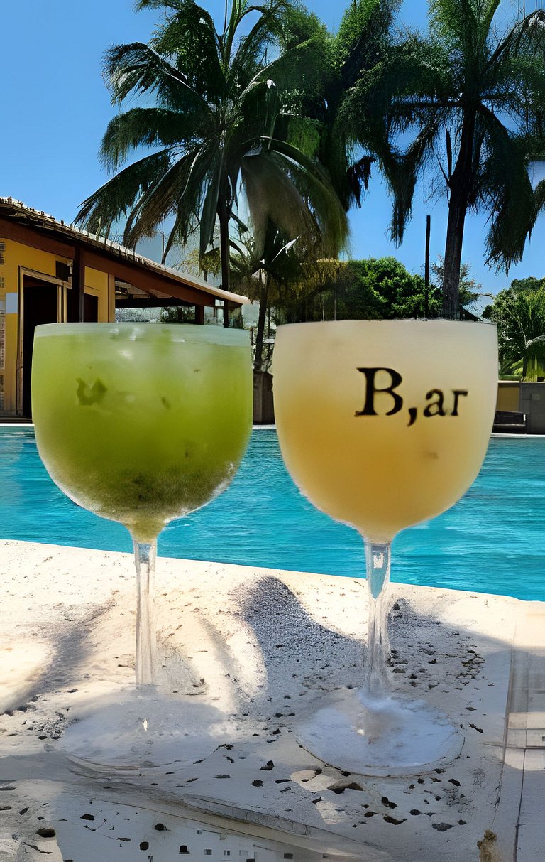 Casa 4 quartos com piscina para 16 em Ponta Negra, Maricá