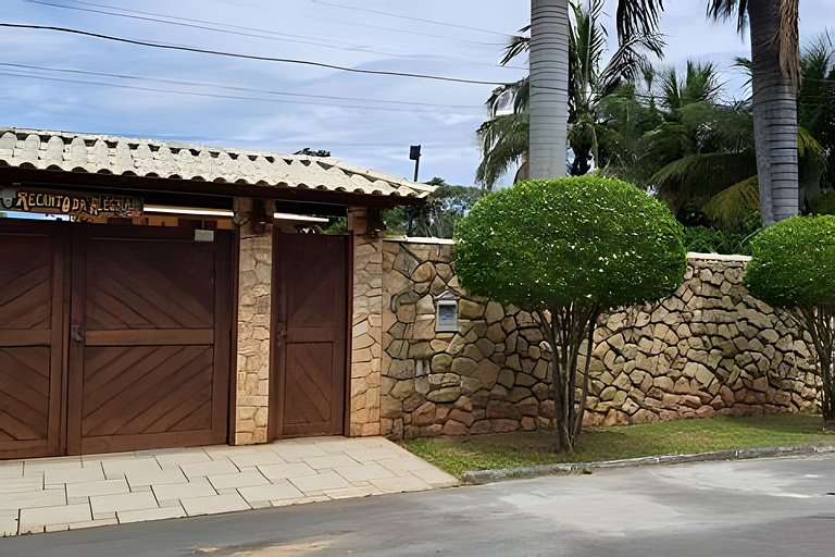 Casa 4 quartos com piscina para 16 em Ponta Negra, Maricá