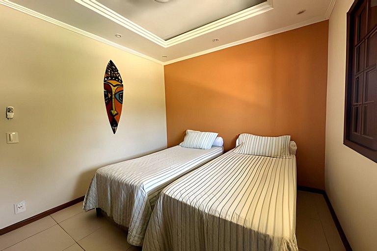 Casa 4 quartos com piscina para 16 em Ponta Negra, Maricá