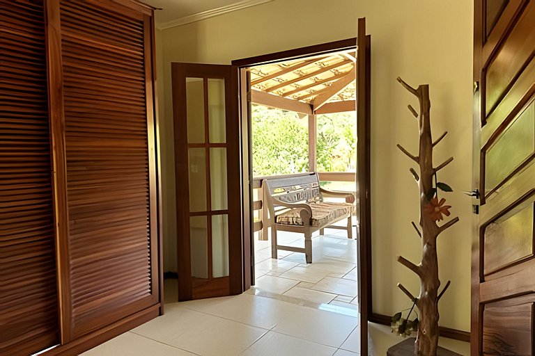 Casa 4 quartos com piscina para 16 em Ponta Negra, Maricá