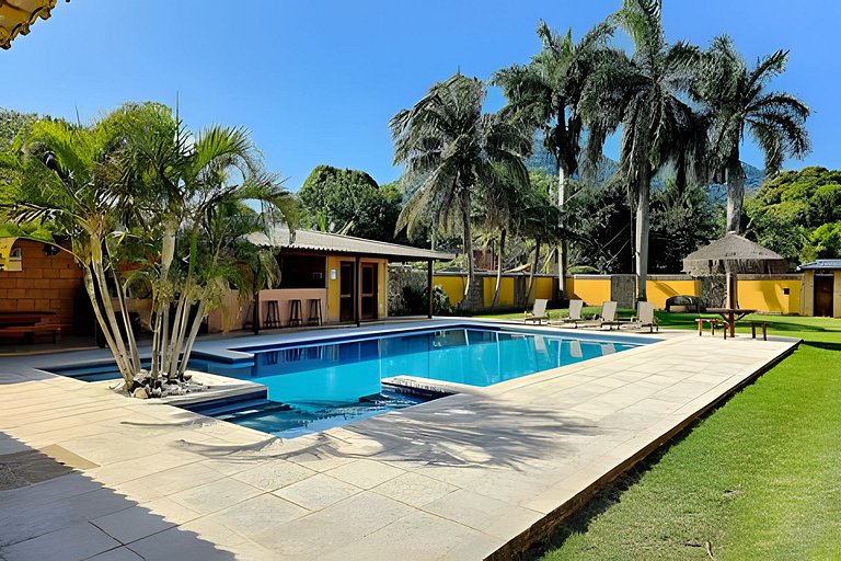 Casa 4 quartos com piscina para 16 em Ponta Negra, Maricá