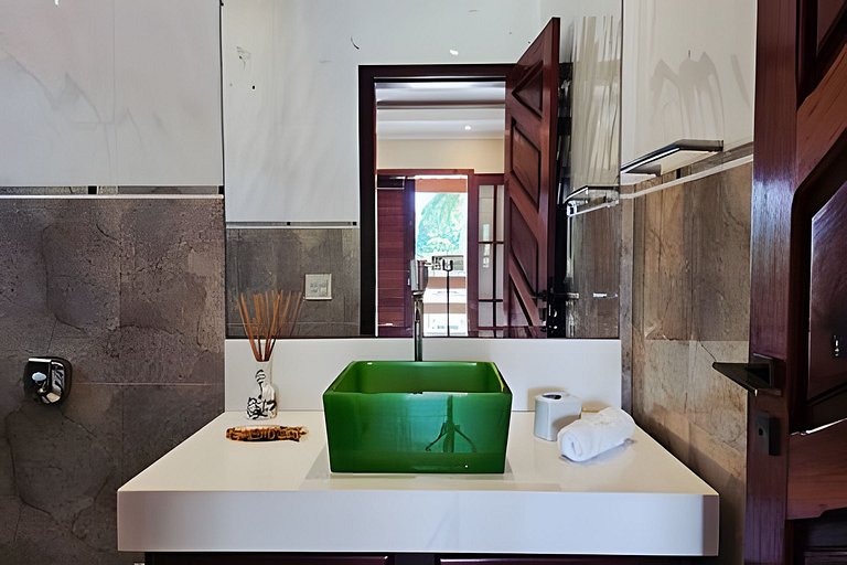Casa 4 quartos com piscina para 16 em Ponta Negra, Maricá