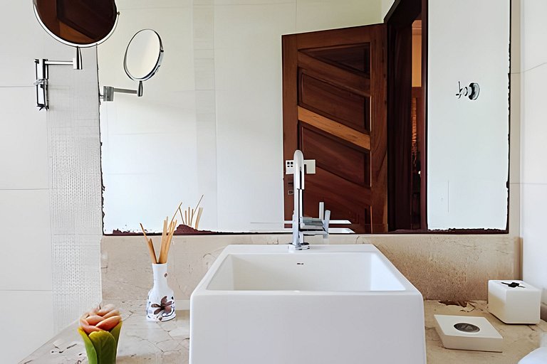Casa 4 quartos com piscina para 16 em Ponta Negra, Maricá