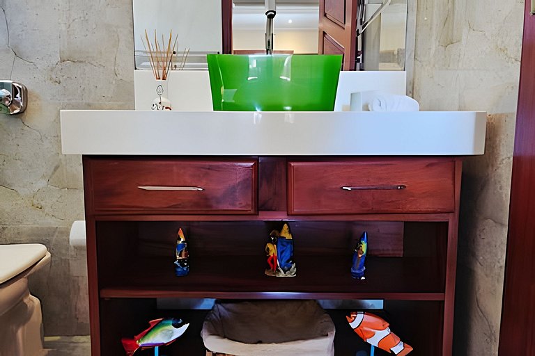 Casa 4 quartos com piscina para 16 em Ponta Negra, Maricá