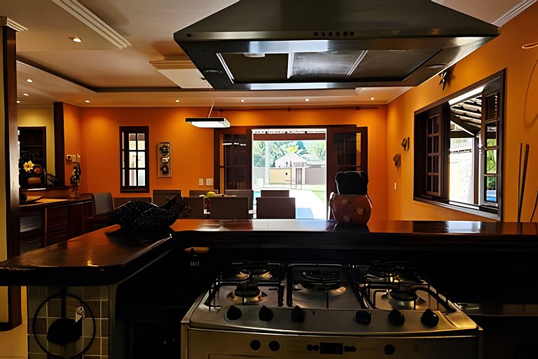 Casa 4 quartos com piscina para 16 em Ponta Negra, Maricá