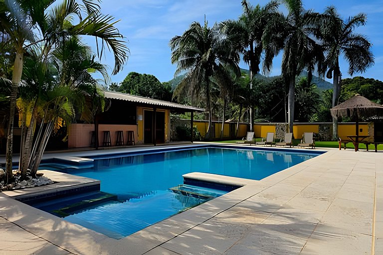Casa 4 quartos com piscina para 16 em Ponta Negra, Maricá