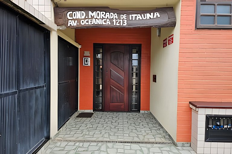 Casa com piscina e sauna em condomínio fechado em Saquarema