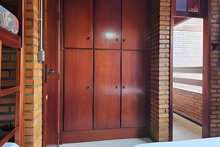 Casa com piscina e sauna em condomínio fechado em Saquarema