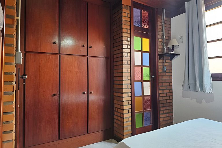 Casa com piscina e sauna em condomínio fechado em Saquarema
