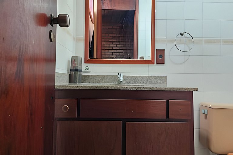 Piscina, Sauna, Ar-cond. e Praia