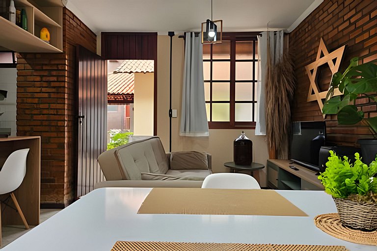 Casa com piscina e sauna em condomínio fechado em Saquarema