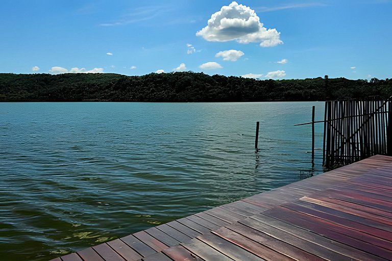 Conforto à beira da lagoa