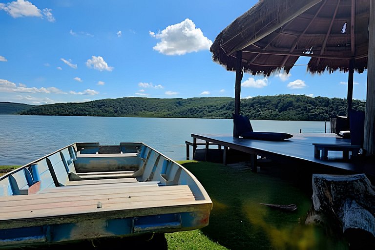 Casa 5 quartos à beira da lagoa no Boqueirão, Saquarema