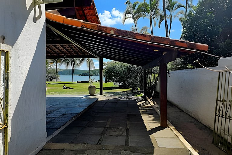 Casa 5 quartos à beira da lagoa no Boqueirão, Saquarema