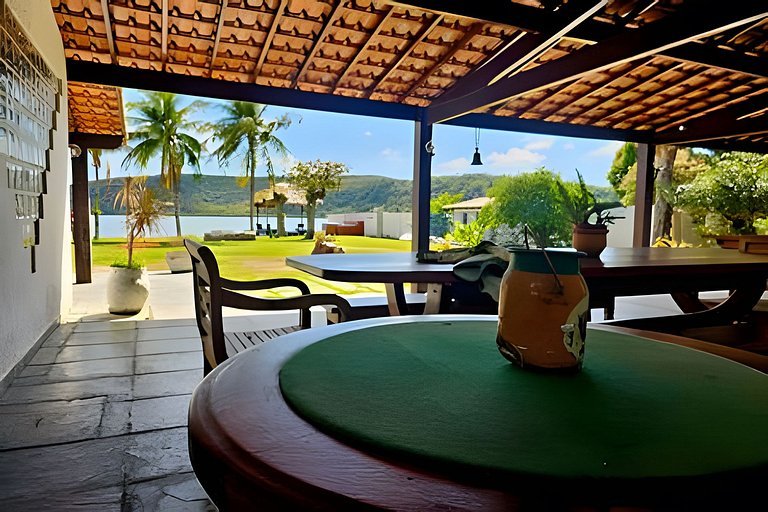 Casa 5 quartos à beira da lagoa no Boqueirão, Saquarema
