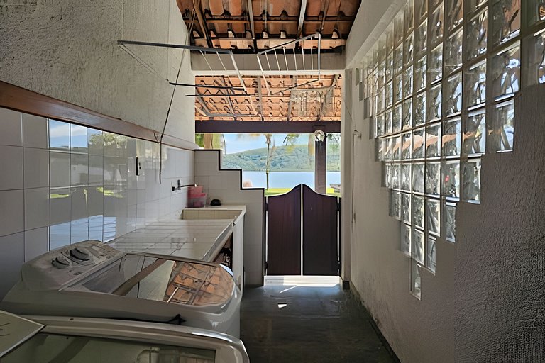 Casa 5 quartos à beira da lagoa no Boqueirão, Saquarema