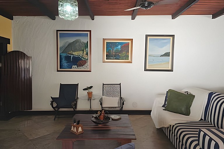 Casa 5 quartos à beira da lagoa no Boqueirão, Saquarema