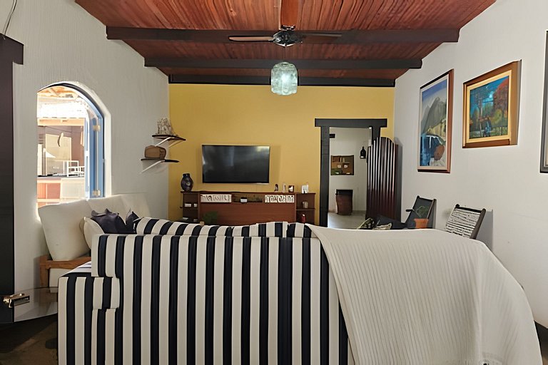 Casa 5 quartos à beira da lagoa no Boqueirão, Saquarema