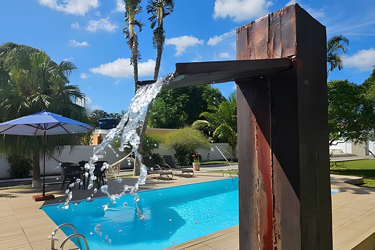 Casa 5 quartos à beira da lagoa no Boqueirão, Saquarema