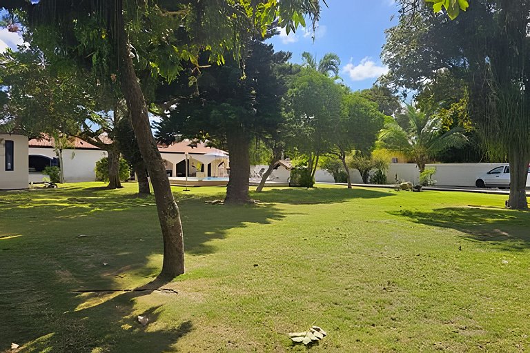Casa 5 quartos à beira da lagoa no Boqueirão, Saquarema