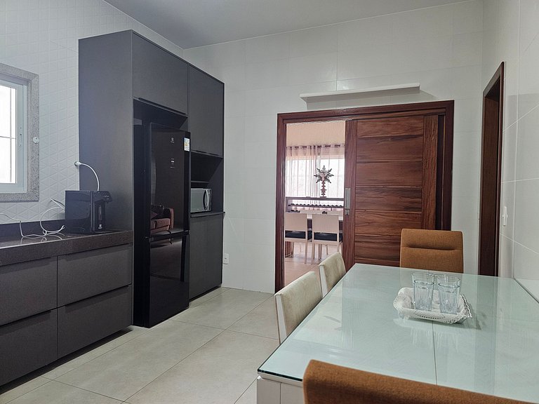 Casa Alto Padrão na praia de Itaúna