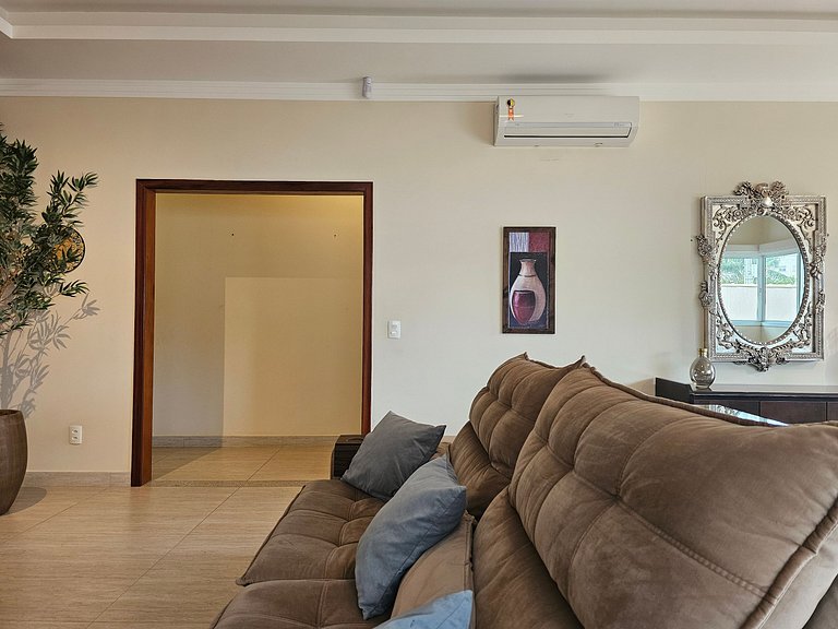 Casa Alto Padrão na praia de Itaúna