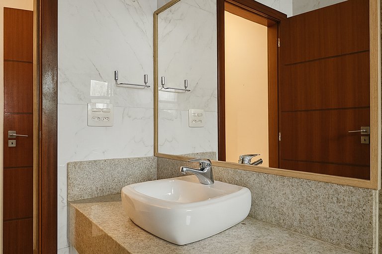 Casa Alto Padrão na praia de Itaúna