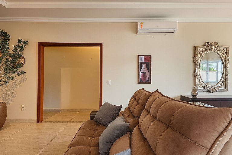 Casa Alto Padrão na praia de Itaúna