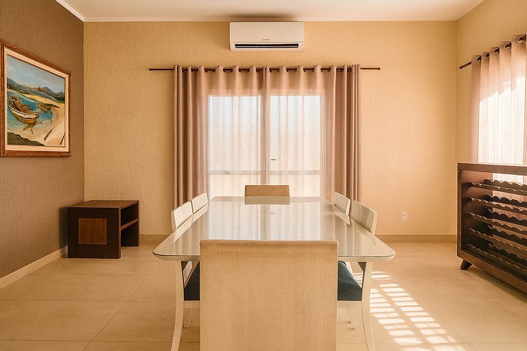 Casa Alto Padrão na praia de Itaúna