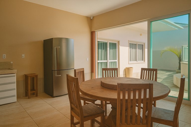 Casa Alto Padrão na praia de Itaúna