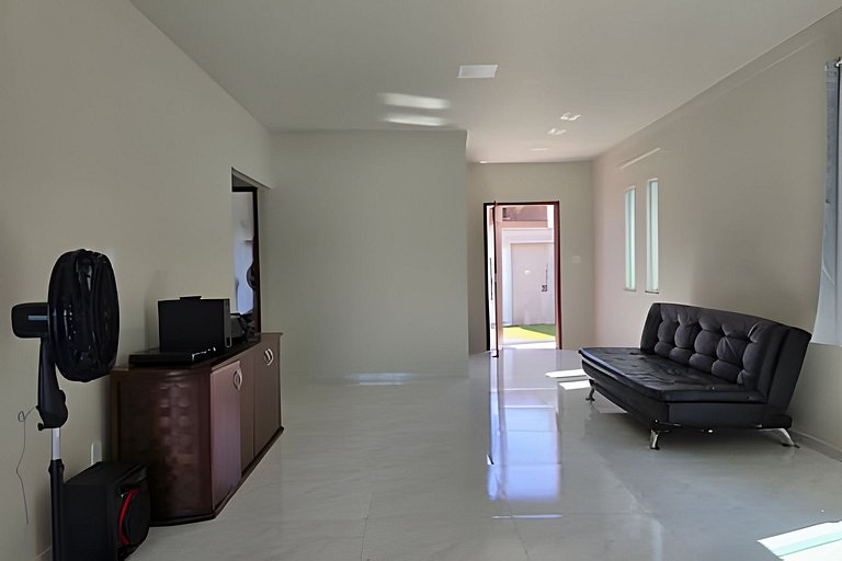 Casa privativa em Itaúna