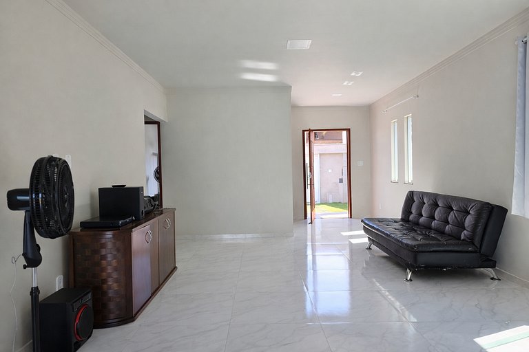 Casa privativa 3 quartos para 6 em Itaúna, Saquarema