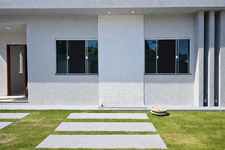 Casa privativa em Itaúna