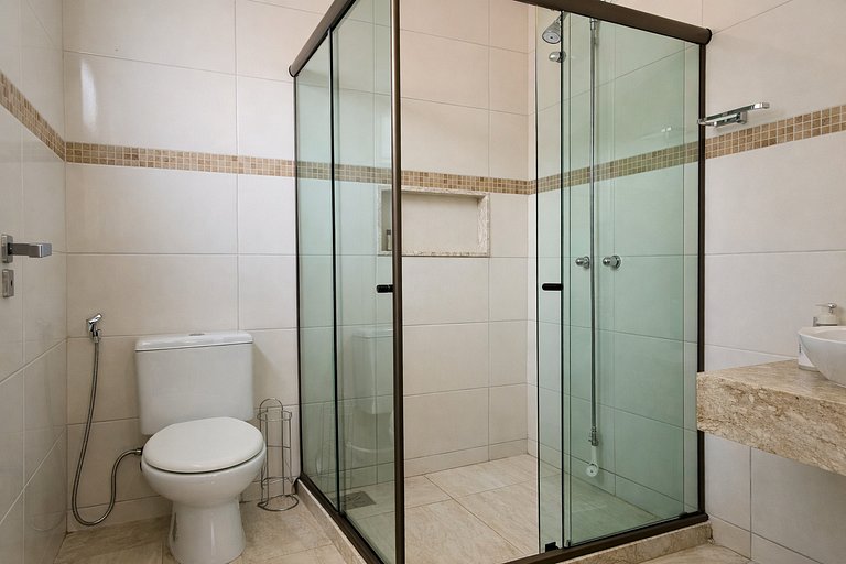 Casa Espaçosa e com Lazer