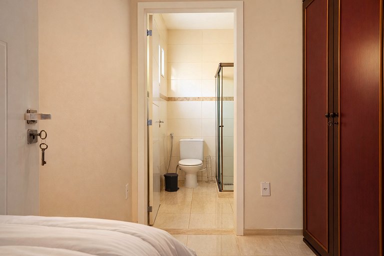 Casa 3 quartos com lazer para 10 em Bacaxá, Saquarema